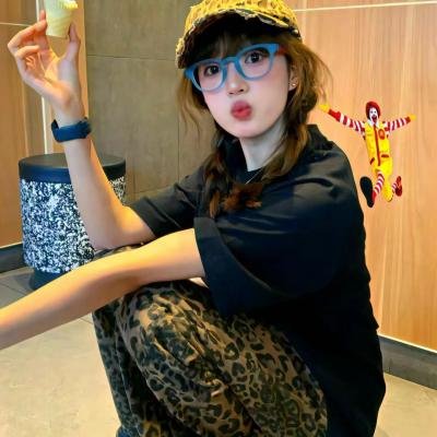 玉女龙驹